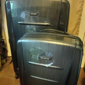 Brand New Samsonite Winfield 2 2pc set